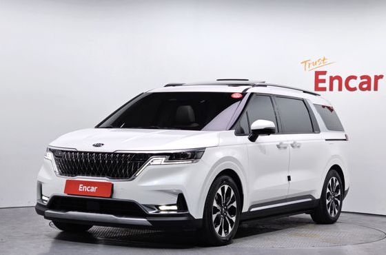 Kia Carnival Gasoline 7-Seater Signature — пробег 71 728 км — фото 1 из 5