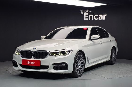 BMW 5-Series 530i xDrive M Sport Package Plus — пробег 111 280 км — фото 1 из 5