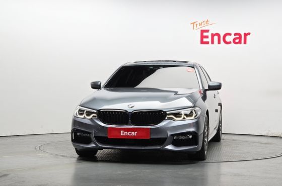 BMW 5-Series 520d M Sport Package Plus — пробег 76 501 км — фото 3 из 5