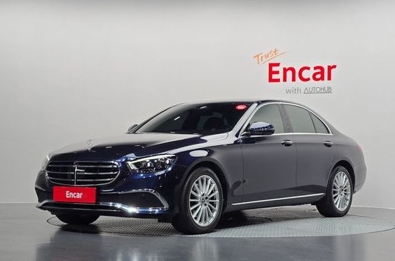 Mercedes-Benz E-Class E250 Exclusive — пробег 64 956 км — фото 1 из 5