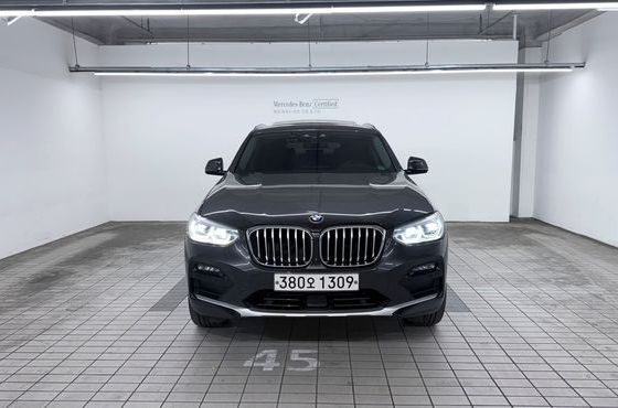 BMW X4 xDrive20i xLine — пробег 86 138 км — фото 2 из 5