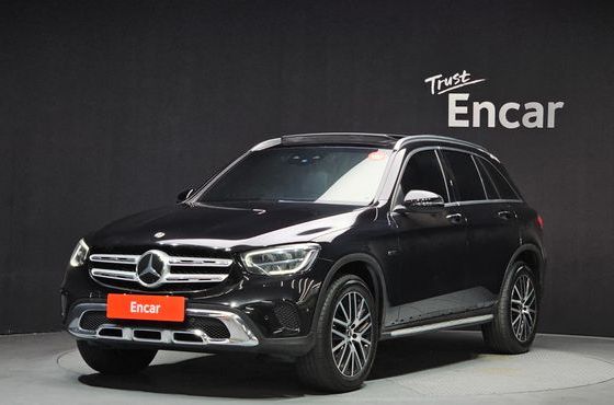 Mercedes-Benz GLC-Class GLC300e 4MATIC — пробег 71 418 км — фото 1 из 5