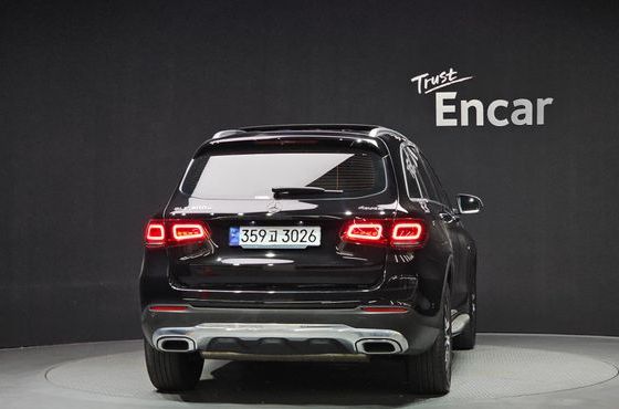 Mercedes-Benz GLC-Class GLC300e 4MATIC — пробег 71 418 км — фото 4 из 5