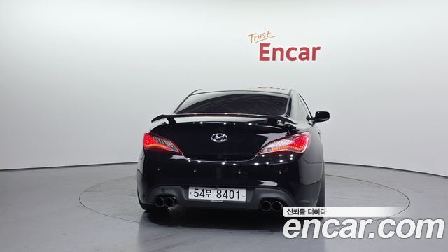 Hyundai Genesis из Кореи Encar