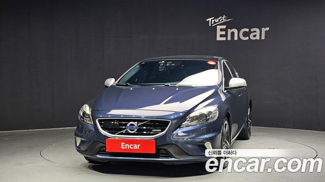 Volvo V40 из Кореи Encar