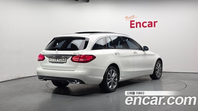 Mercedes-Benz C-Class из Кореи Encar
