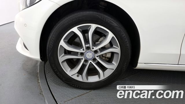 Mercedes-Benz C-Class из Кореи Encar