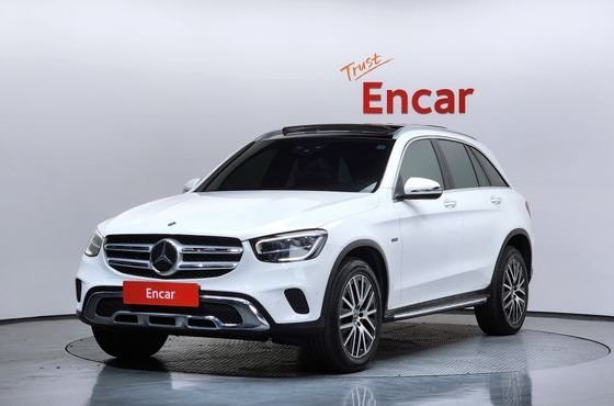 Mercedes-Benz GLC-Class GLC300e 4MATIC — пробег 134 724 км — фото 1 из 5