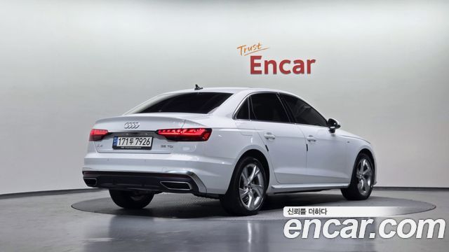 Audi A4 35 TDI Premium — пробег 44 790 км — фото 2 из 5
