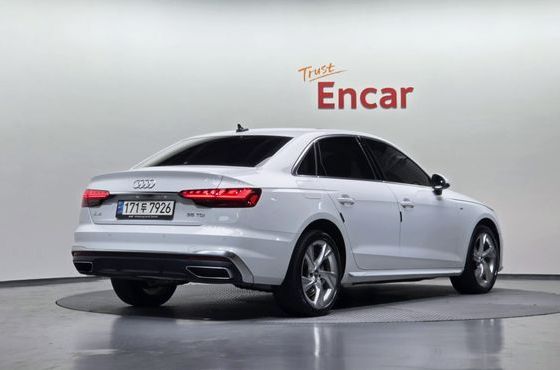 Audi A4 35 TDI Premium — пробег 44 790 км — фото 2 из 5