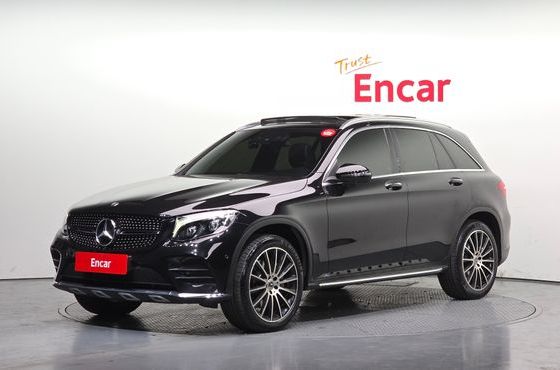 Mercedes-Benz GLC-Class GLC300 4MATIC AMG Line — пробег 91 393 км — фото 1 из 5
