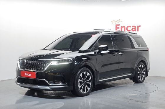 Kia Carnival 9-Seater Signature — пробег 37 469 км — фото 1 из 5