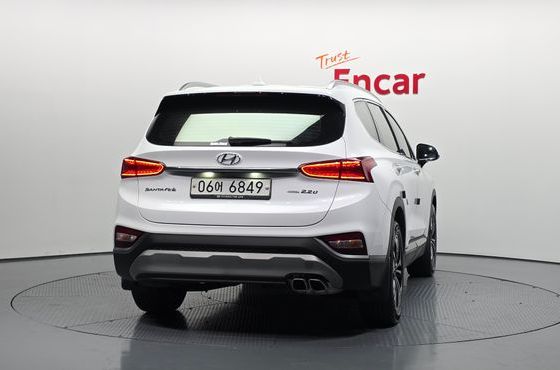 Hyundai Santafe Diesel 2.2 4WD Prestige — пробег 65 455 км — фото 4 из 5