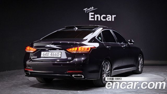 Hyundai Genesis из Кореи Encar