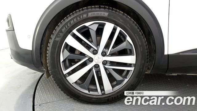 Peugeot 5008 из Кореи Encar