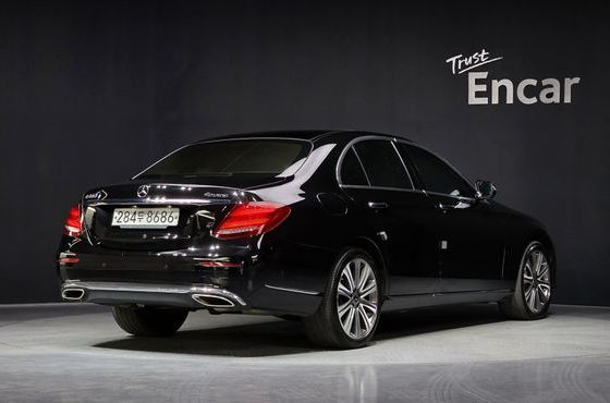 Mercedes-Benz E-Class E450 4MATIC Exclusive — пробег 87 304 км — фото 2 из 5