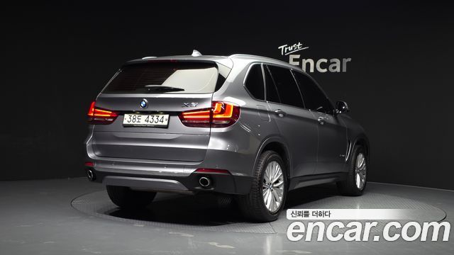 BMW X5 xDrive 30d — пробег 104 816 км — фото 2 из 5