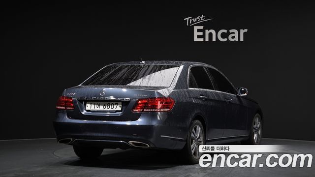 Mercedes-Benz E-Class E220 Bluetec Avantgarde — пробег 118 577 км — фото 2 из 5