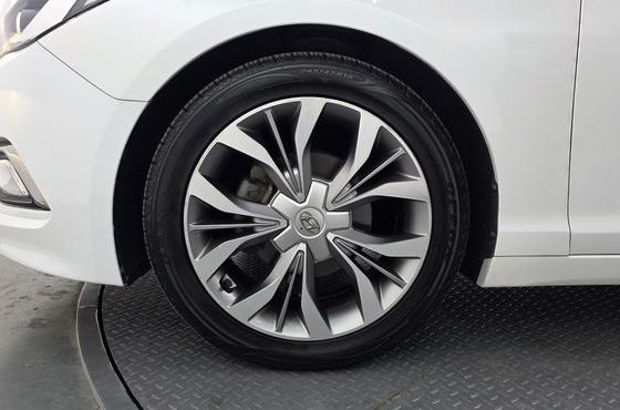 Hyundai Sonata 2.0 Premium — пробег 118 078 км — фото 5 из 5