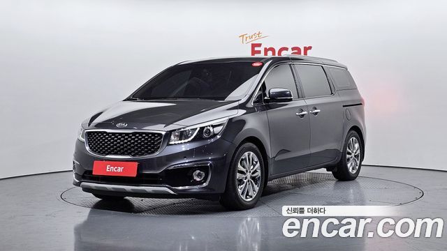 Kia Carnival 7-seater Limousine Magic Space — пробег 146 951 км — фото 1 из 5
