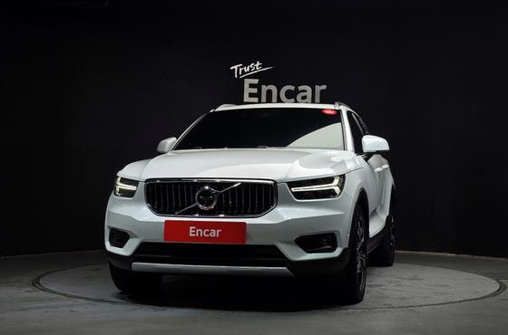 Volvo XC40 B4 Inscription — пробег 108 997 км — фото 3 из 5