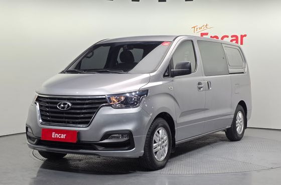 Hyundai Starex Van 5-Seater Smart — пробег 56 908 км — фото 1 из 5