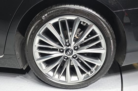 Hyundai Grandeur 2.4 Exclusive Special — пробег 42 615 км — фото 5 из 5
