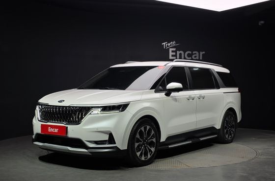 Kia Carnival 9-Seater Prestige — пробег 77 372 км — фото 1 из 5