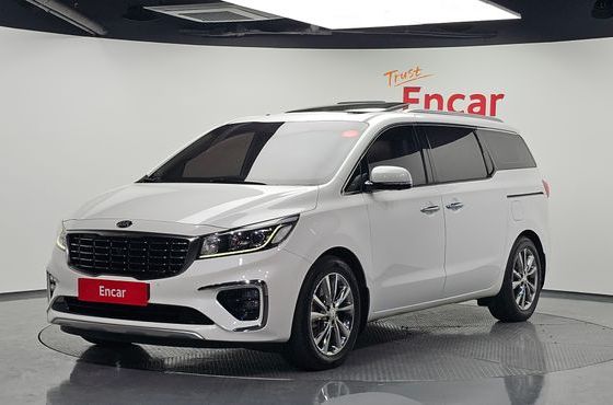 Kia Carnival 9-Seater Noblesse Special — пробег 144 464 км — фото 1 из 5