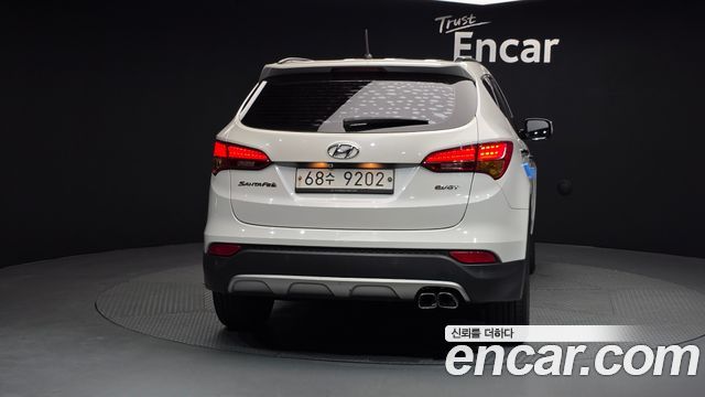 Hyundai Santafe Diesel(e-VGT) 2.0 2WD Premium — пробег 259 107 км — фото 4 из 5