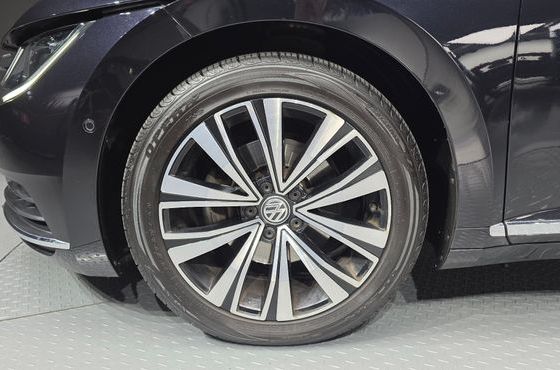 Volkswagen Arteon 2.0 TDI Premium — пробег 43 395 км — фото 5 из 5