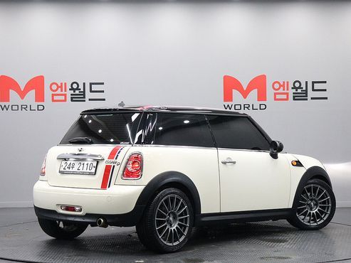 Mini Cooper Special Edition Second Generation — пробег 172 220 км — фото 3 из 5