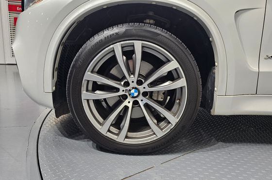 BMW X5 xDrive 40d — пробег 100 945 км — фото 5 из 5