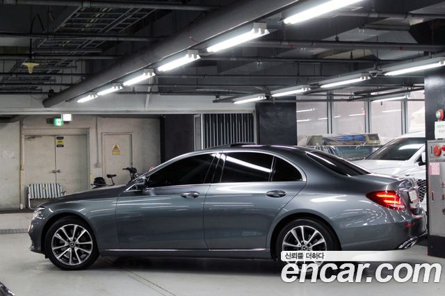 Mercedes-Benz E-Class из Кореи Encar