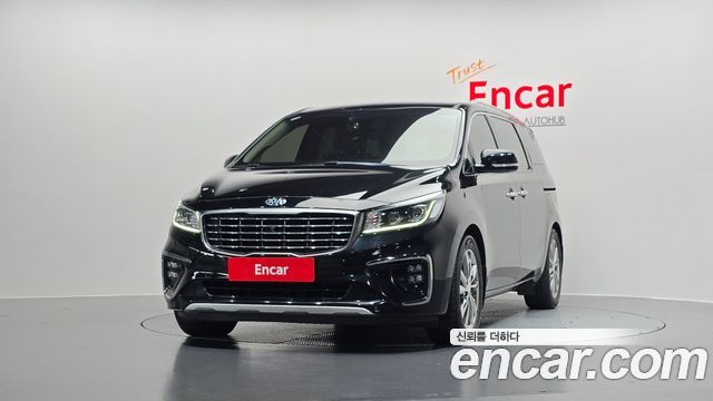 Kia Carnival 9-Seater Noblesse Special — пробег 115 683 км — фото 3 из 5