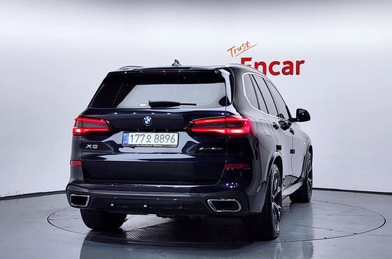 BMW X5 xDrive 45e M Sport — пробег 122 778 км — фото 4 из 5