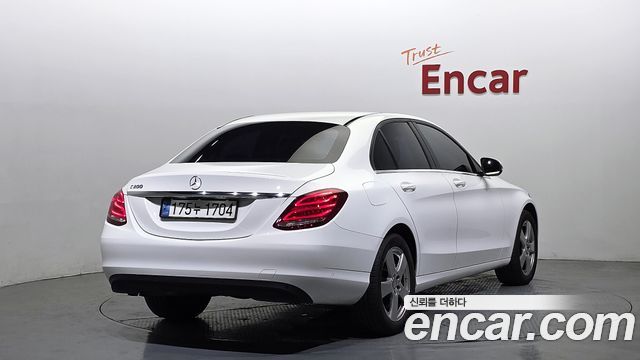 Mercedes-Benz C-Class из Кореи Encar