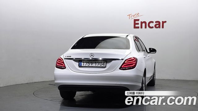 Mercedes-Benz C-Class из Кореи Encar