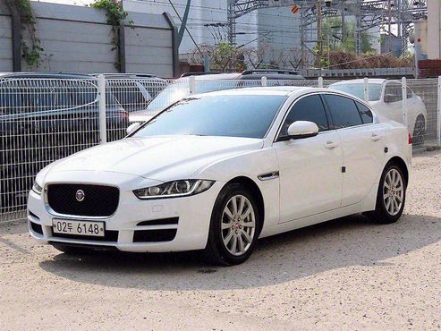 Jaguar XE 20d Perstige AWD — пробег 119 866 км — фото 1 из 5