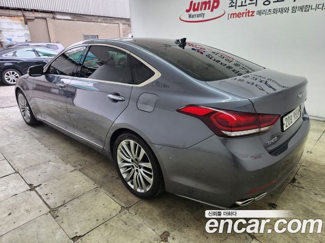Hyundai Genesis из Кореи Encar