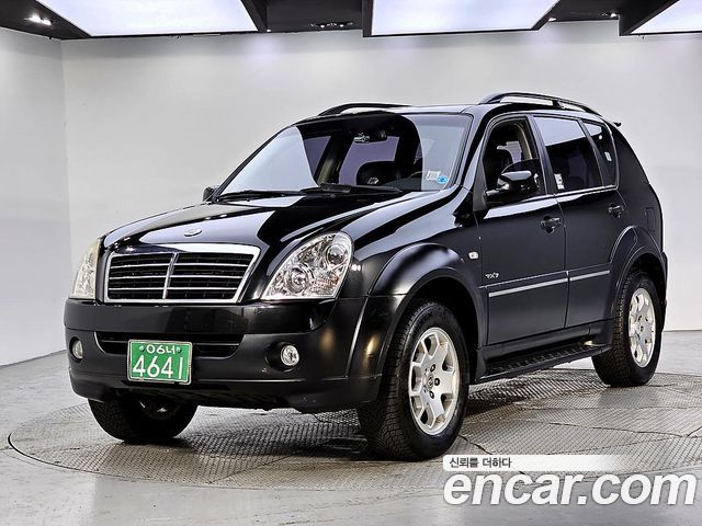 Ssangyong Rexton AWD RX7 High-Deluxe — пробег 188 824 км — фото 1 из 5