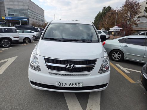 Hyundai Starex 5-Seater VAN CVX Deluxe — пробег 167 000 км — фото 2 из 5