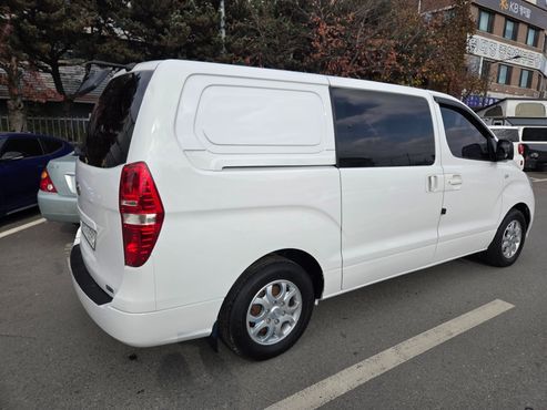 Hyundai Starex 5-Seater VAN CVX Deluxe — пробег 167 000 км — фото 4 из 5
