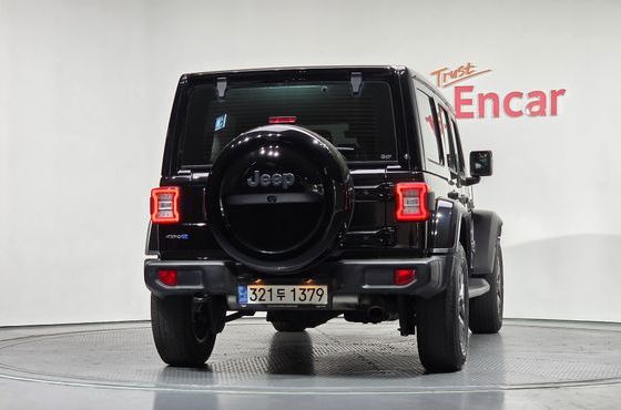 Jeep Wrangler 2.0 Overland Power Top 4Door 4xe — пробег 46 924 км — фото 4 из 5