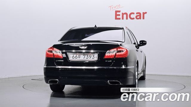 Hyundai Genesis из Кореи Encar
