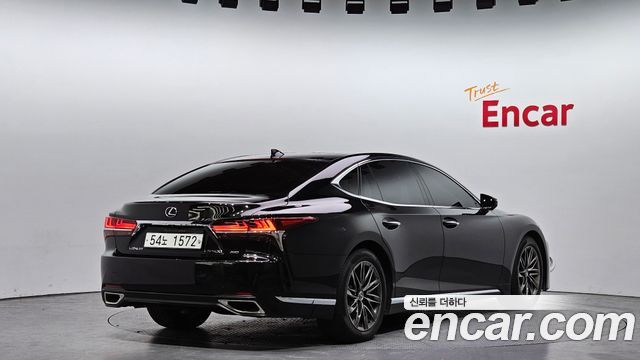 Lexus LS из Кореи Encar
