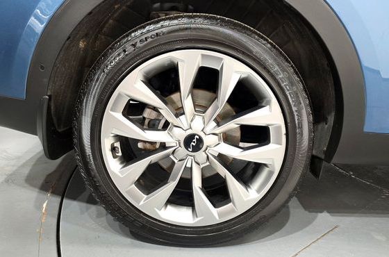 Kia Sorento Gasoline 2.5T 2WD Signature — пробег 84 996 км — фото 5 из 5