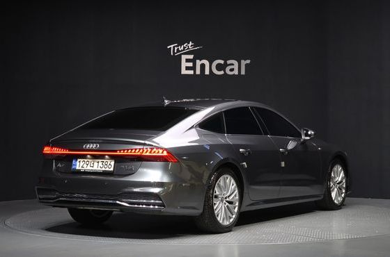 Audi A7 45 TDI Quattro Premium — пробег 49 738 км — фото 2 из 5