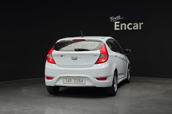 Hyundai Accent Diesel WIT 1.6 VGT Premier — пробег 125 771 км — фото 4 из 5