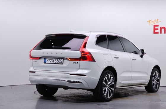 Volvo XC60 B6 Inscirtion — пробег 57 682 км — фото 2 из 5
